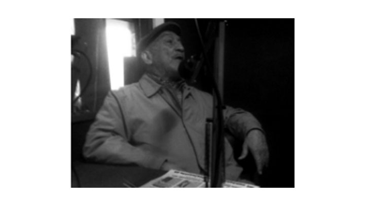 Antonio Pardo Garc&iacute;a en los estudios de Escuela Pa&iacute;s.