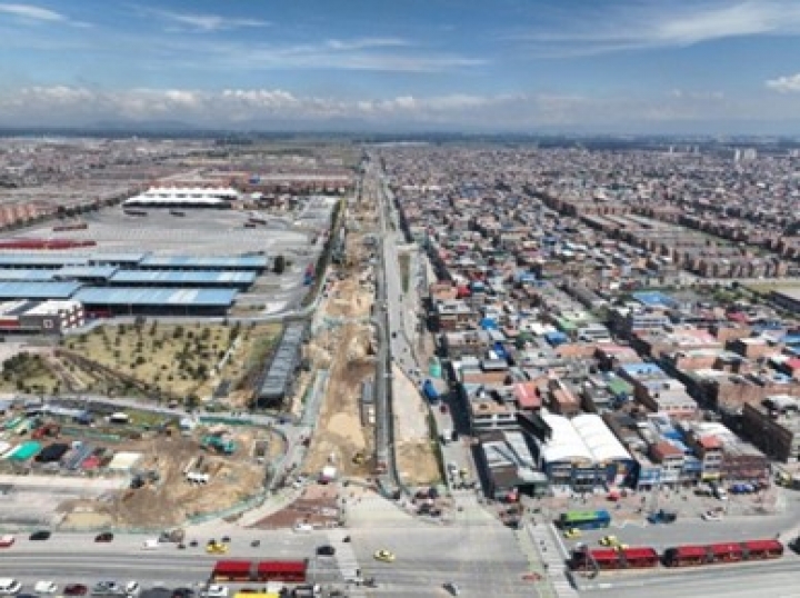 Los ejecutores de las obras de la Avenida Villavicencio, al Suroccidente de la ciudad, denuncias 6 meses de atrasos en sus pagos.