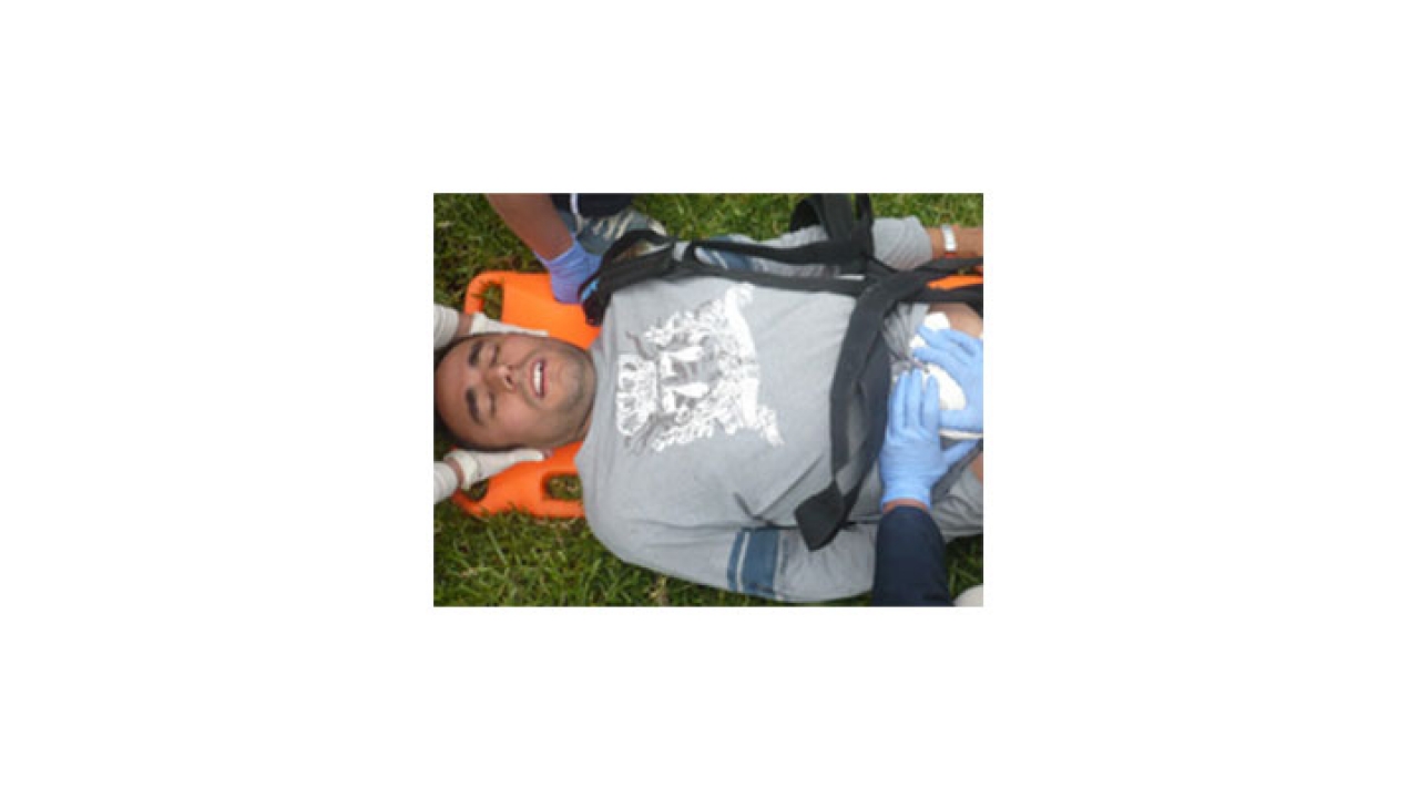 Uno de los ejercicios de simulacro del grupo de brigadista de la Universidad del Rosario.|||