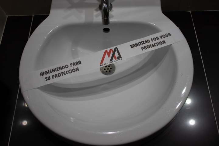 Habitaciones ser&aacute;n desinfectadas con amonio cuaternario.