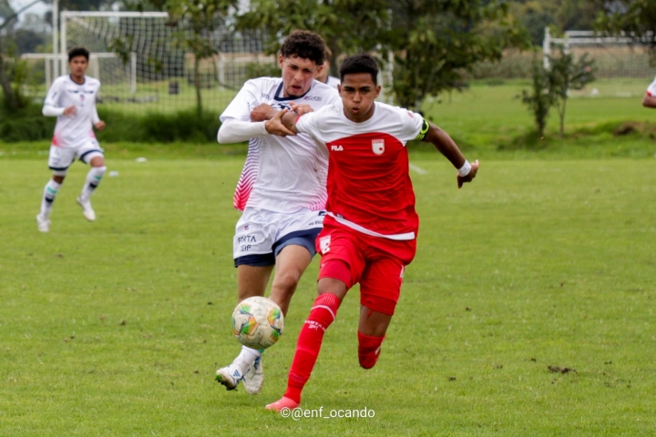 Juanes Cadena puso el primero para el local