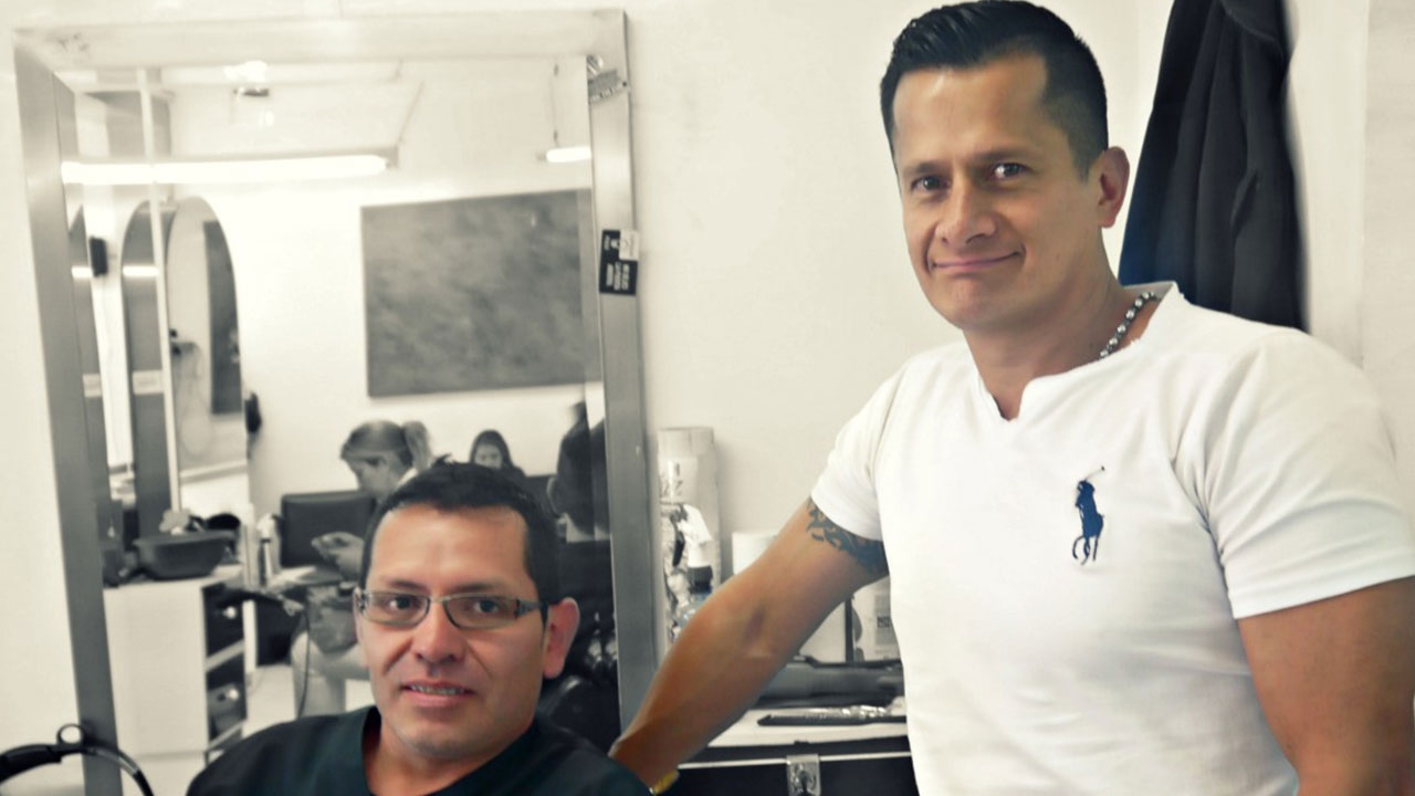  Éxitos: una peluquería donde trabajan sordomudos