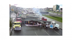 Los estudiante se han visto seriamente afectados con el paro de camioneros.|||