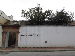 El &quot;contramonumento&quot; Fragmentos de Doris Salcedo fue inaugurado el 10 de diciembre de 2018.|||