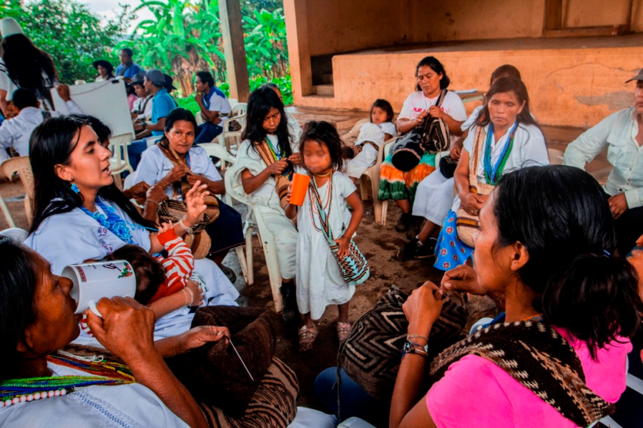 Jóvenes cafeteras arhuacas: semillas protectoras del empoderamiento femenino