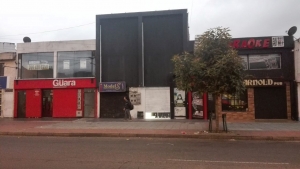 Decenas de bares ruidosos se apoderaron del barrio Las Margaritas. Foto: María Paula Sierra|||