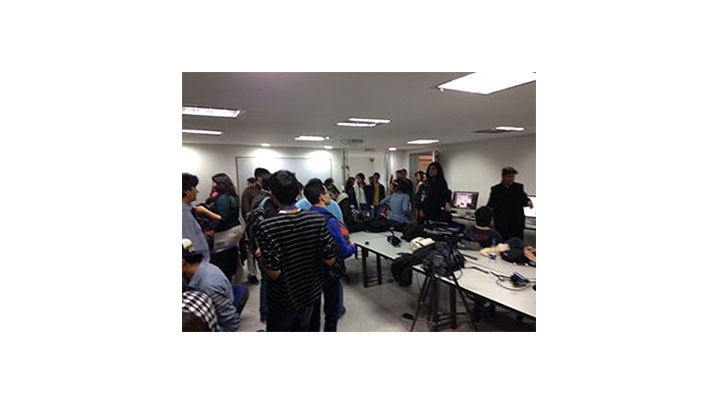Un grupo de estudiantes de la Universidad del Rosario durante la &uacute;ltima jornada de Plaza Capital en mayo de 2014