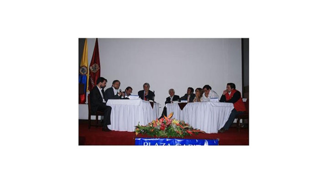 Dionisio Araujo y Carlos Guevara no participaron en el debate.|||