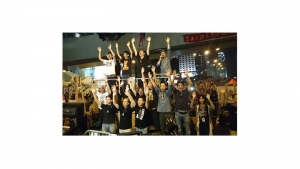 Manifestantes en una protesta en la Central Square de Hong Kong el pasado 18 de octubre.|||