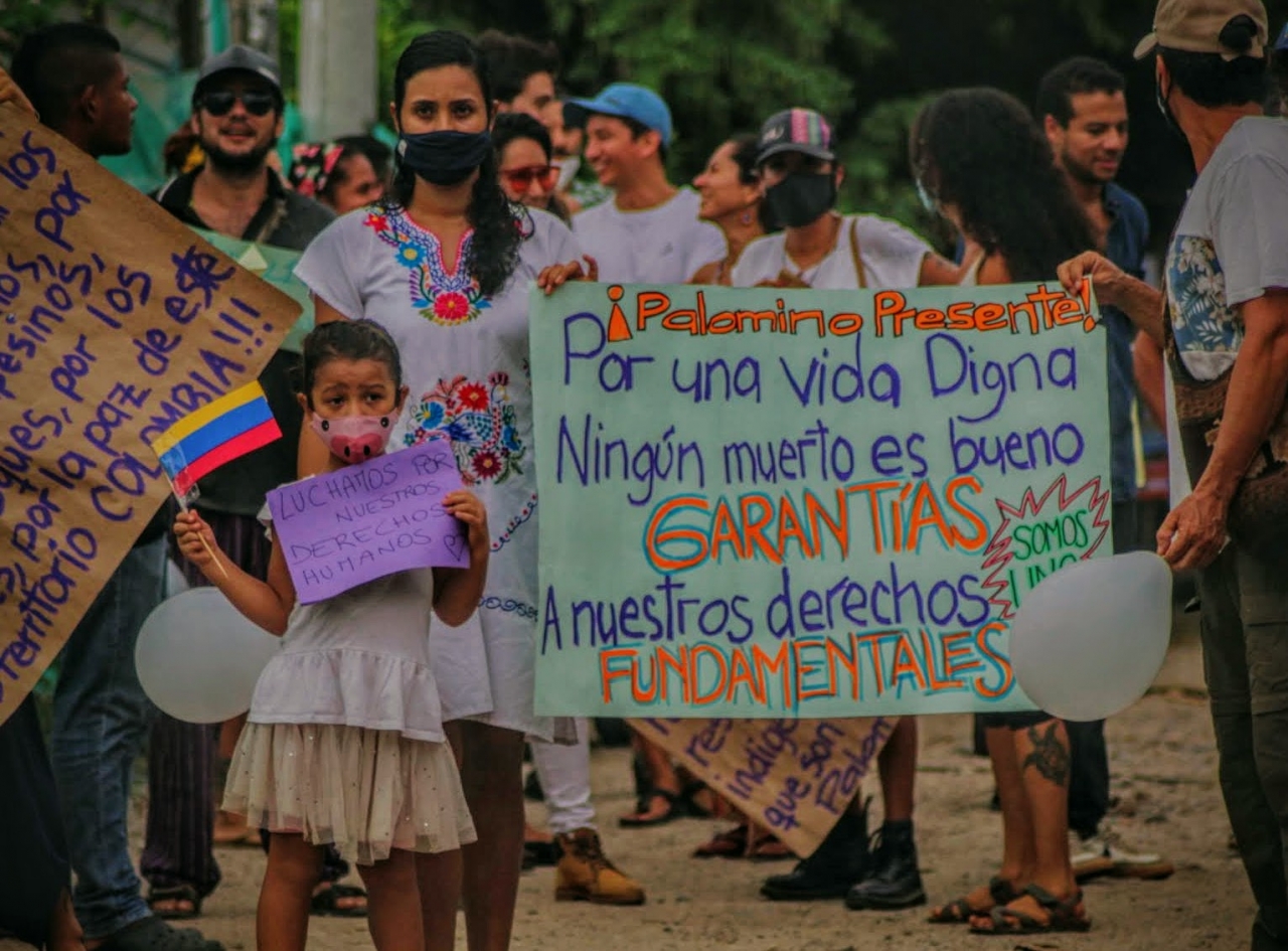 Oda fotográfica a esas mujeres que marchan por el país que sueñan...