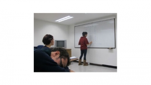 Salón de clase.|||
