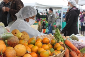 Plaza de mercado, covid-19, alimentos, comida|||