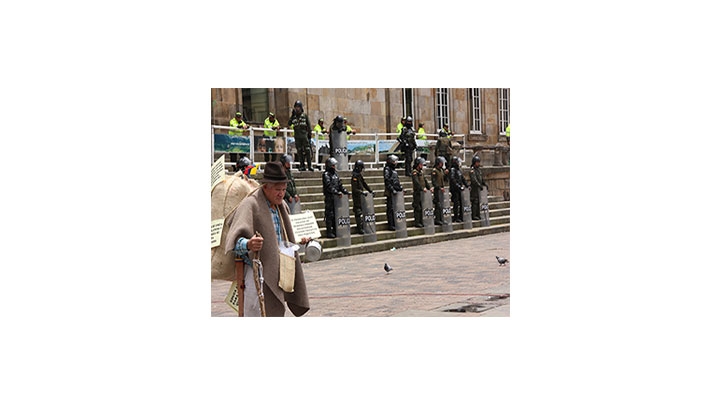 Contin&uacute;an protestas por paro agrario