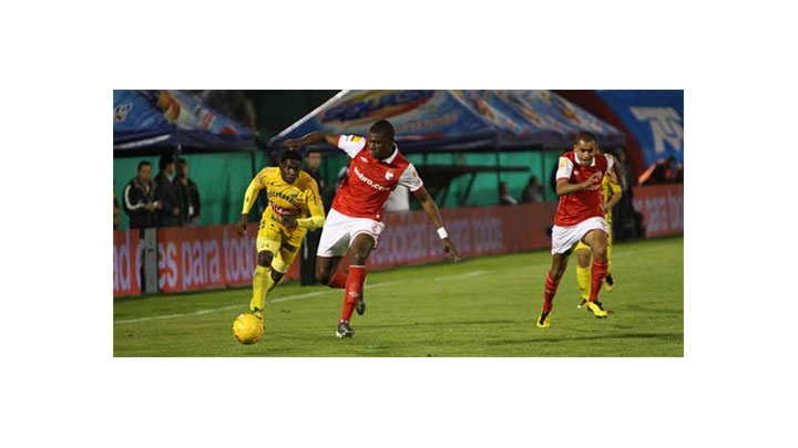 Momento del partido Santa F&eacute; vs Huila.