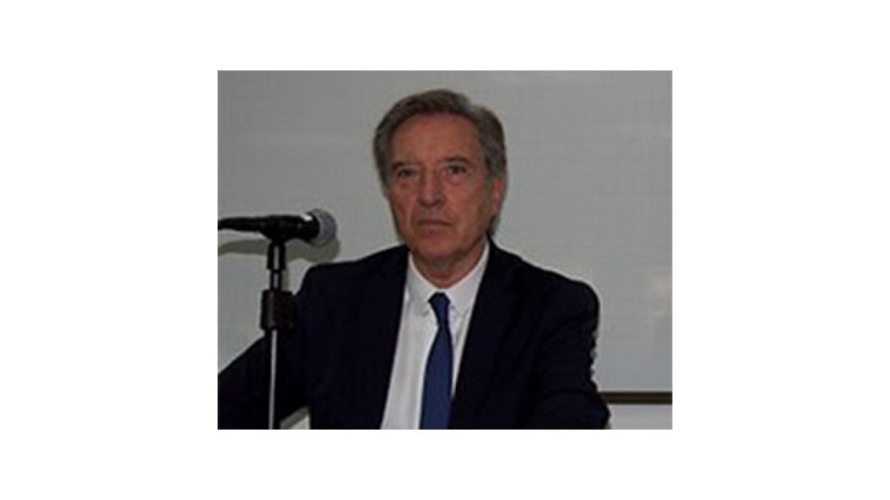 Iñaki Gabilondo en el conversatorio &quot;El fin de un mundo en el Periodismo&quot;.|||