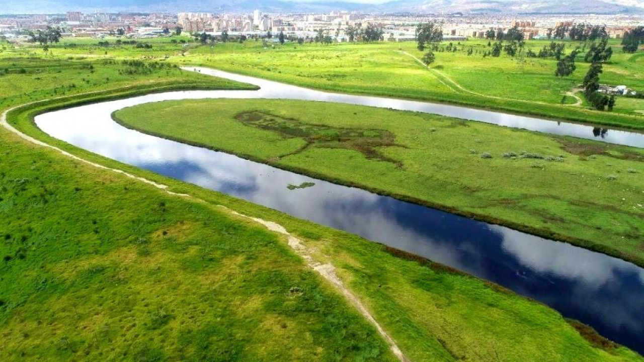 La mayor parte de la contaminación del río Bogotá (foto) proviene del río Tunjuelo.|||