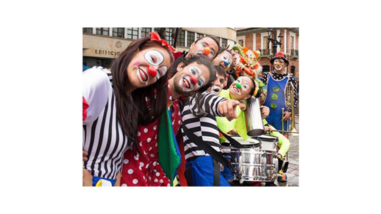 Artistas callejeros del Festival de Teatro Calle al Aire Puro.|||