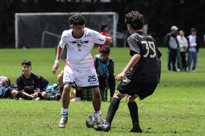 Los dos goles vinieron en los últimos minutos