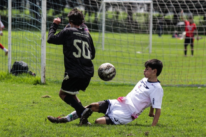 Fortaleza tuvo en general una defensa sólida