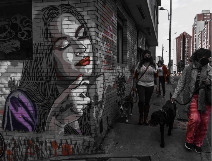 Cafeter&iacute;a cerrada en la carrera 7 de Bogot&aacute;