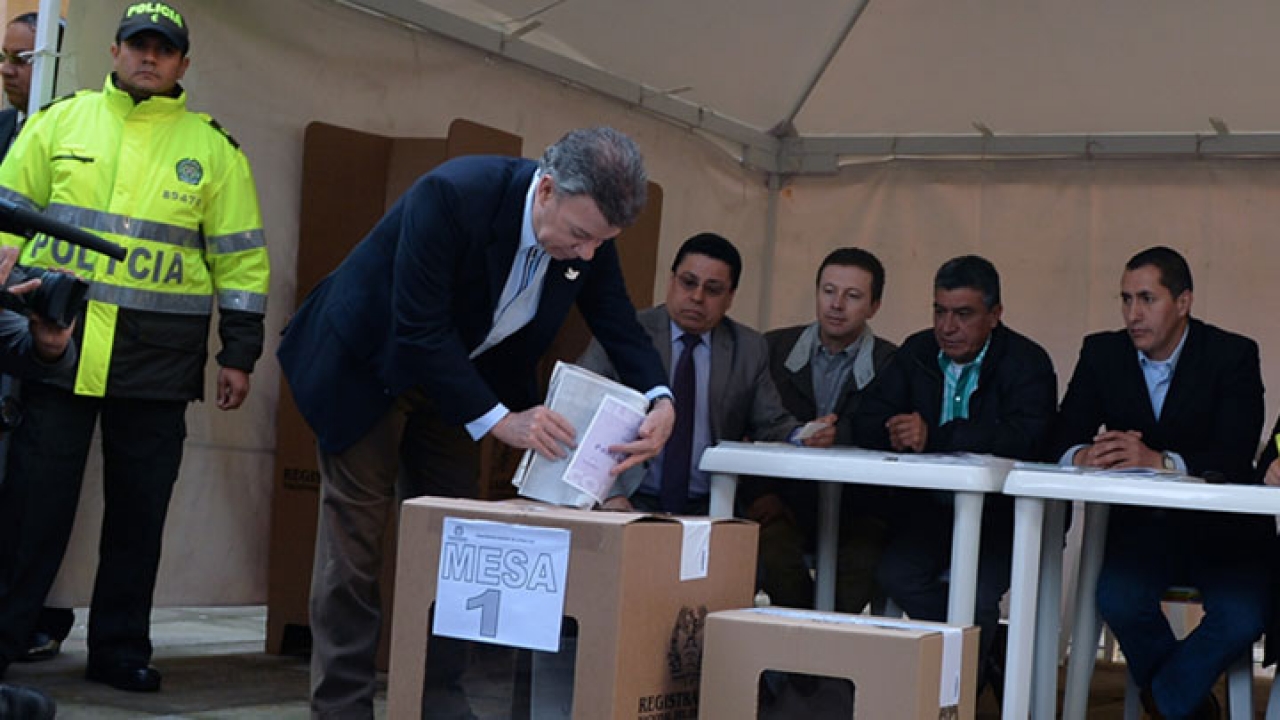 Así inició la jornada electoral en la Plaza de Bolívar