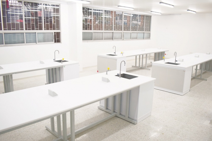 Laboratorio de física del Colegio Agustiniano Norte