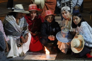 Fuego para sanar|La antorcha|Apoyo a las víctimas|||