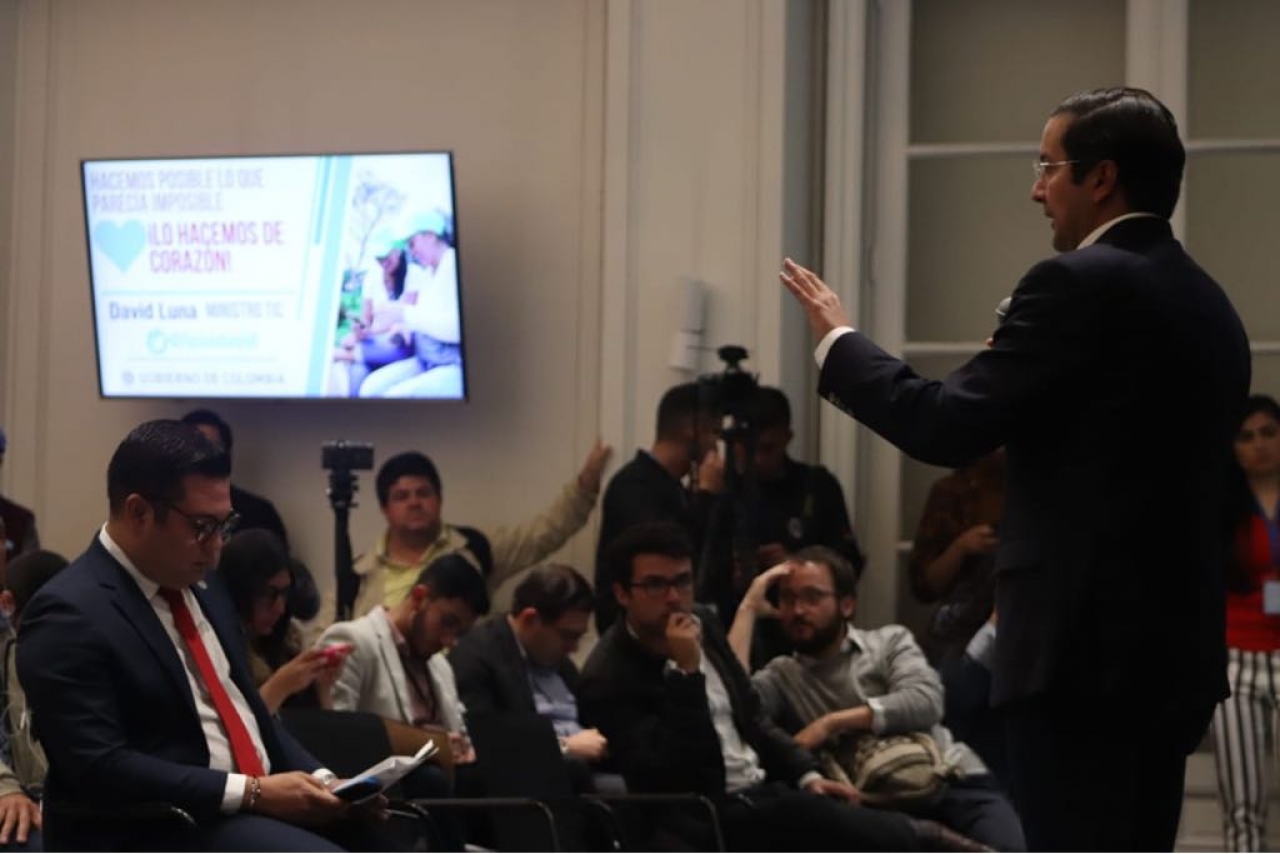 MinTIC lanza campaña para reducir la violencia en redes sociales