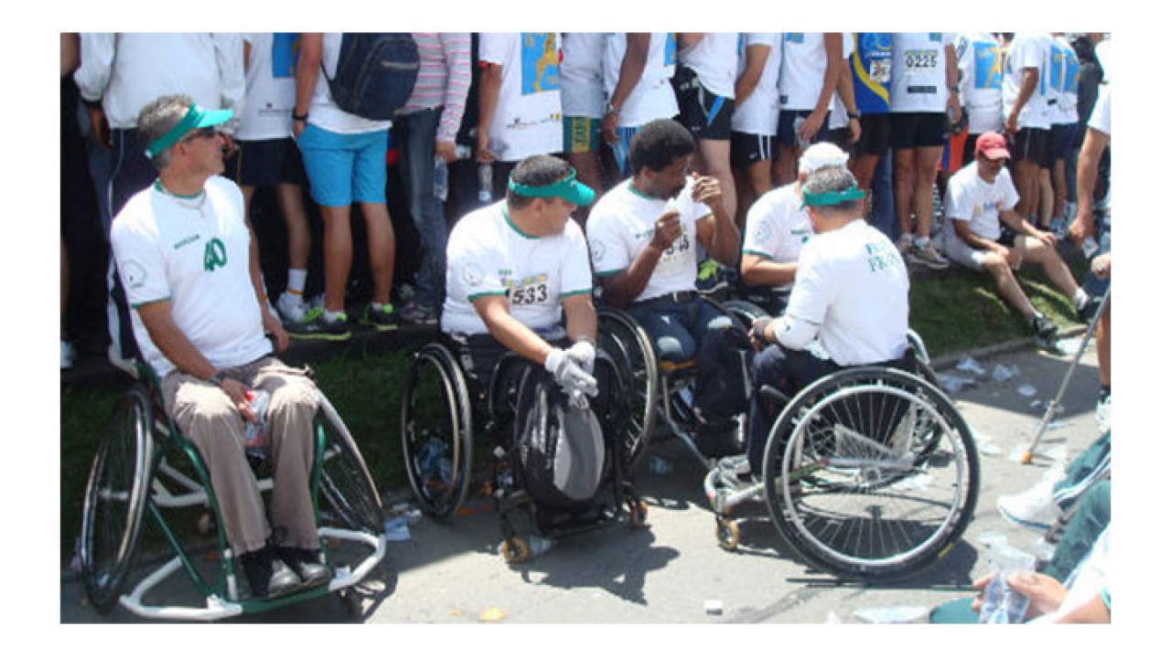 Foto del día: Carrera en beneficio de militares heridos