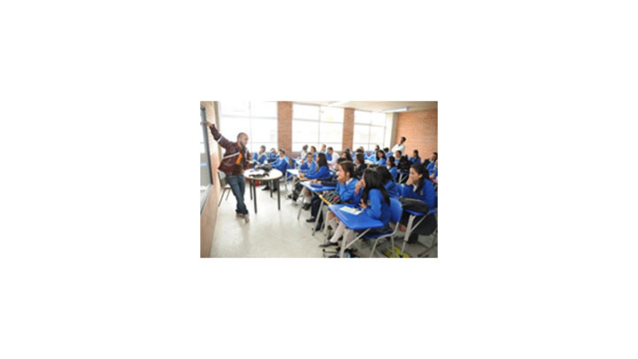 La educación necesita de mayor inversión en los maestros, solo así saldrá adelante.|||