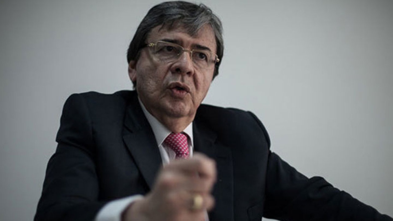  Holmes Trujillo invitó a votar que No y a la renegociación