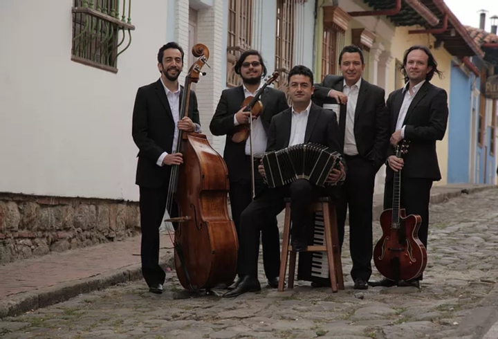 El Quinteto Leopoldo Federico es un agrupaci&oacute;n colombiana que fusiona los ritmos locales con el tango