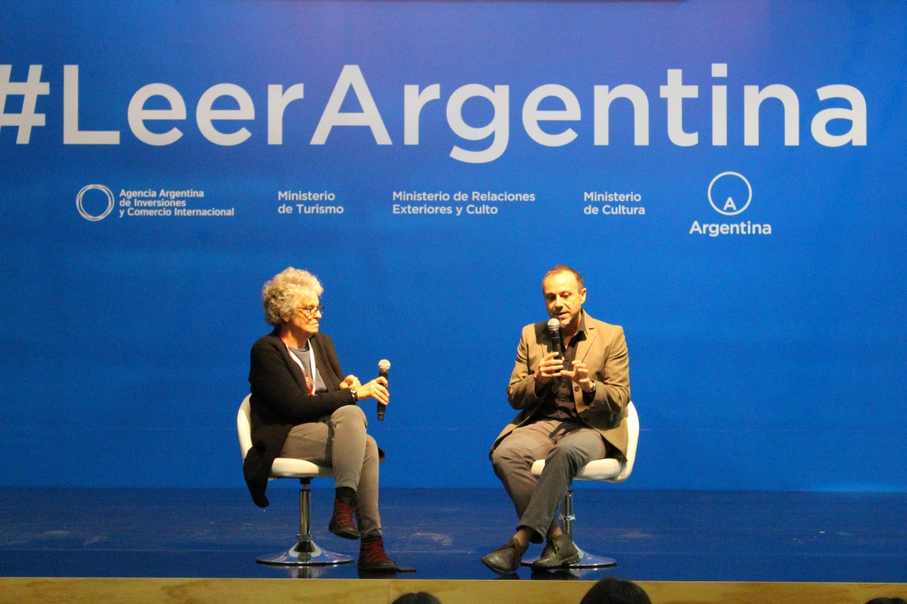 El ilustrador argentino Pablo Bernasconi. Foto: Nicolás Lándinez|||