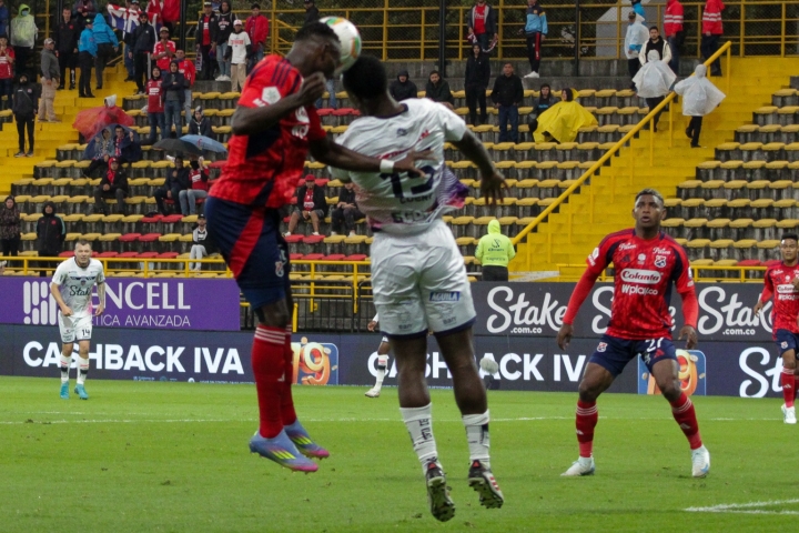 El DIM ganó la mayoría de duelos áereos