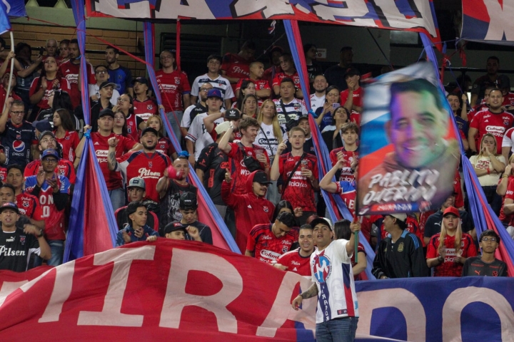 Panor&aacute;mica de la tribuna norte