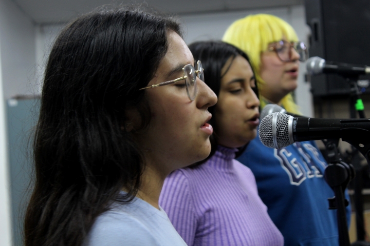 Cantantes de grupo Gaitas y tambores de la Universidad El Bosque