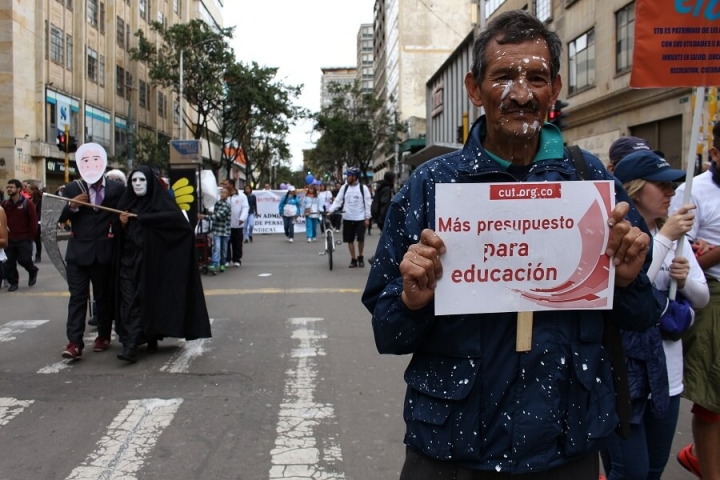 As&iacute; se vivi&oacute; la marcha por el D&iacute;a Internacional del Trabajo en Bogot&aacute;