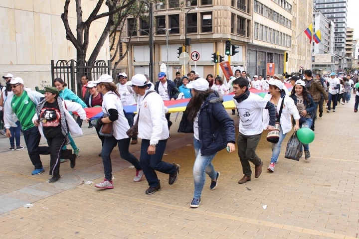 As&iacute; se vivi&oacute; la marcha por el D&iacute;a Internacional del Trabajo en Bogot&aacute;