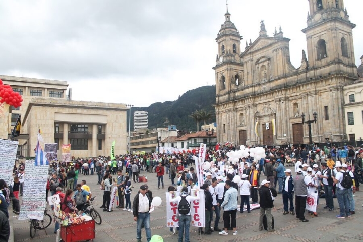 As&iacute; se vivi&oacute; la marcha por el D&iacute;a Internacional del Trabajo en Bogot&aacute;