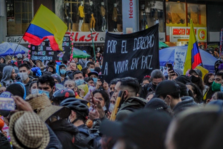 "El pueblo se respeta, carajo", fotogaler&iacute;a despu&eacute;s de un mes de movilizaciones
