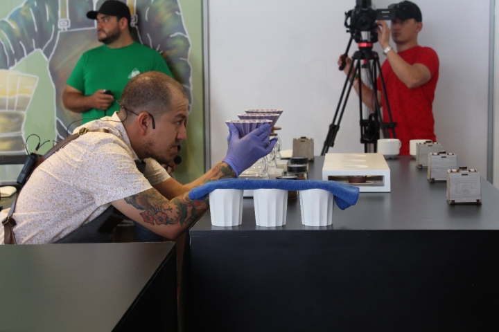 Primer d&iacute;a en el Nacional de Filtrados: La batalla comienza