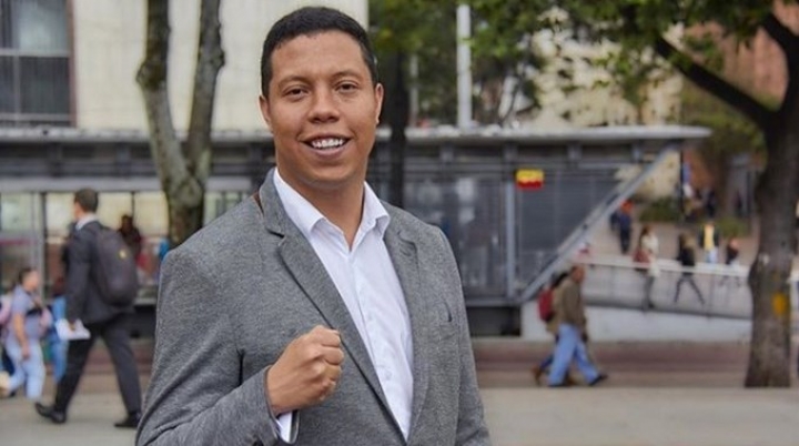 Jorge Andr&eacute;s Colmenares ha cuestionado el contenido de la serie de Netflix