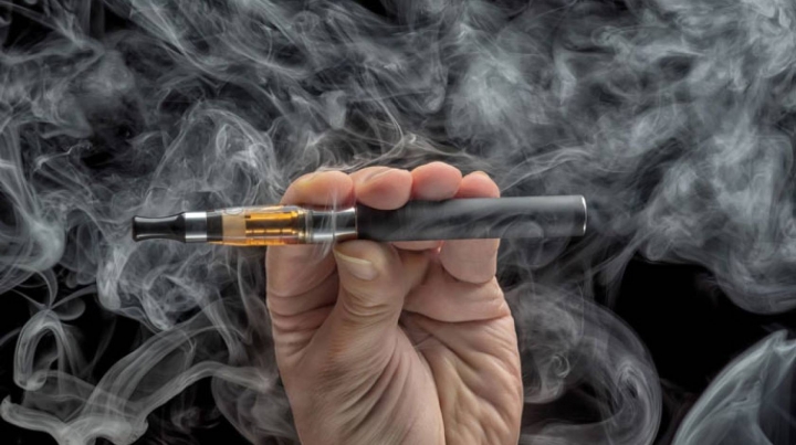 Todo lo que debe saber sobre la regulaci&oacute;n de vapeadores y cigarrillos electr&oacute;nicos en Colombia
