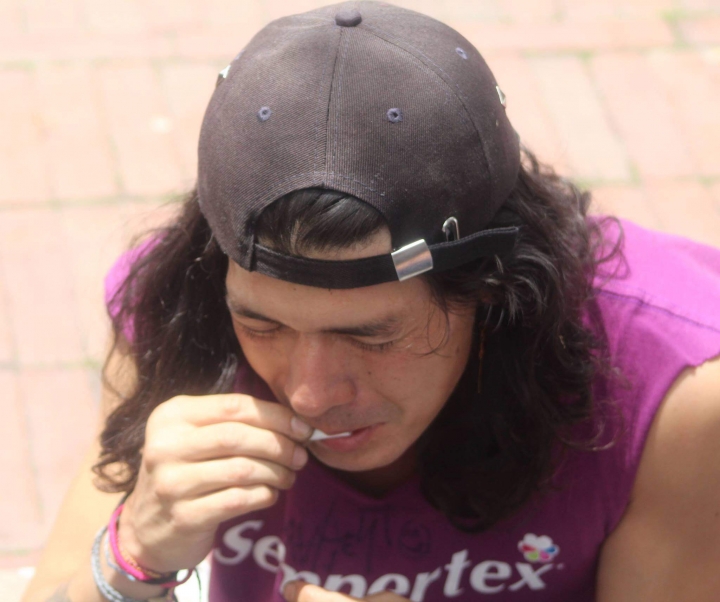 M&aacute;s de 200 bogotanos marcharon por la marihuana