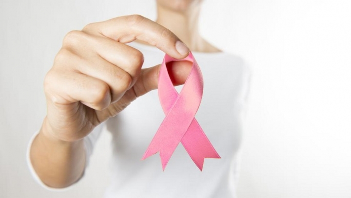 Lazo rosa, s&iacute;mbolo de la sensibilizaci&oacute;n sobre el c&aacute;ncer de mama