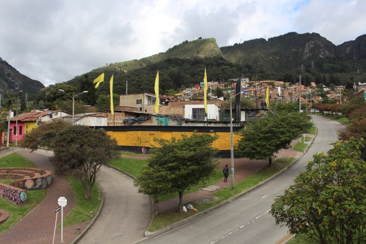 Lugar donde se edificar&aacute; La Primera. Calle 7 con carrera 1