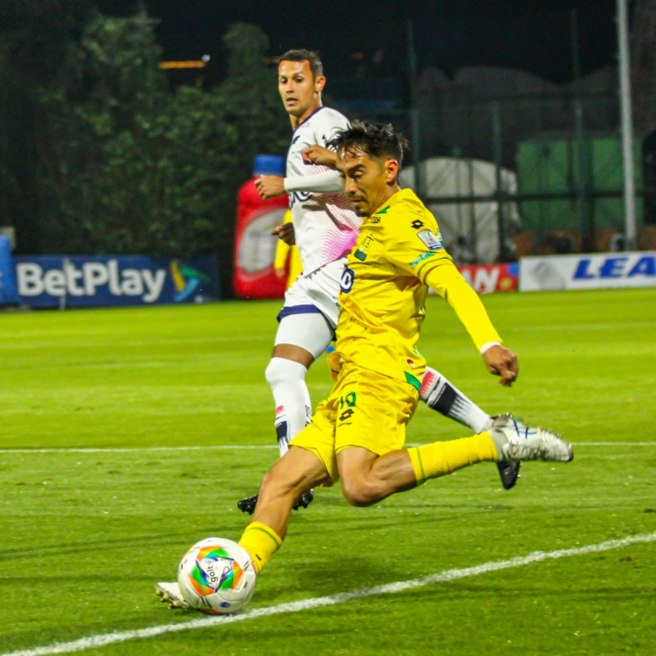 Fabi&aacute;n Sambueza puso el 2-0 en el minuto 78 liquidando el encuentro