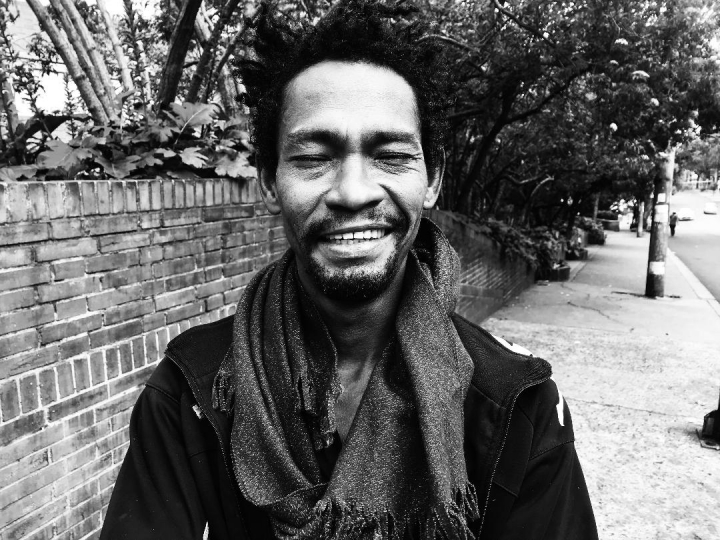 Retrato a Andr&eacute;s, de Santa Marta, habitante de calle en Bogot&aacute;