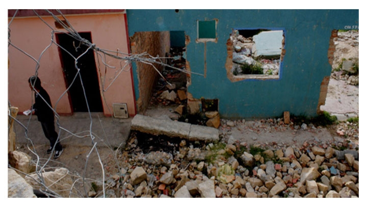 Casas de alambre y pl&aacute;stico