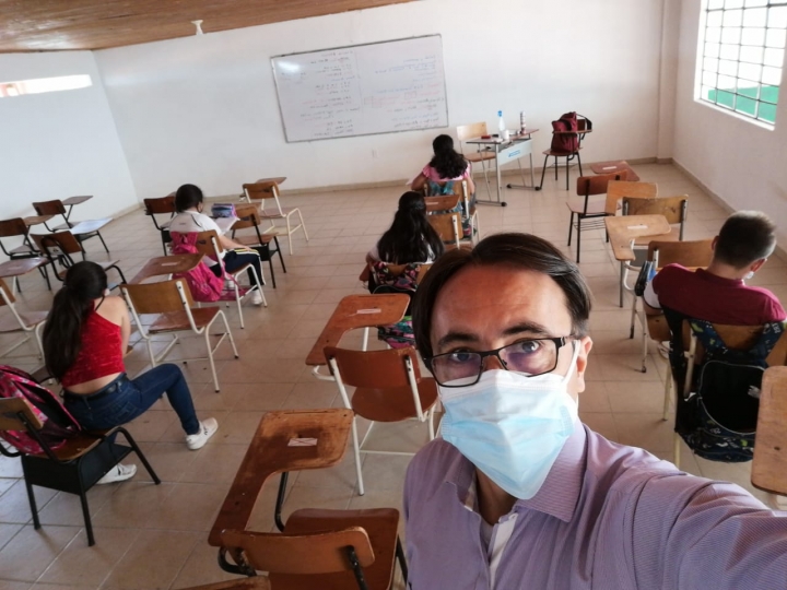 &ldquo;De la totalidad de estudiantes, si se conectaba el 20% era mucho.&rdquo; &mdash;&Eacute;dgar Jaimes